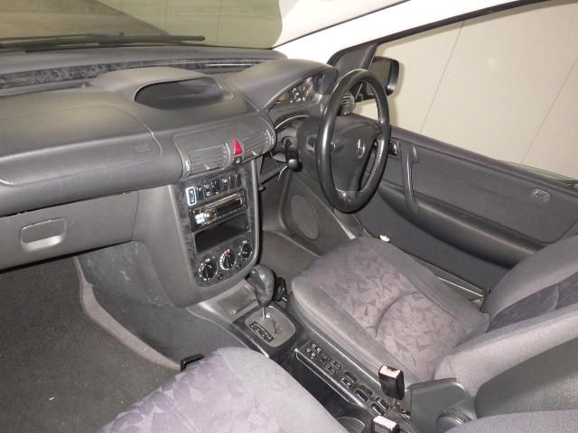 2005 Mercedes-Benz Vaneo 1.9 Ambiente auction photo 2