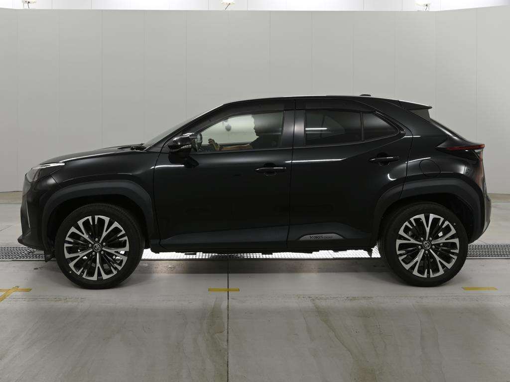 2022 Toyota Yaris Cross ハイブリッドZ auction photo 4