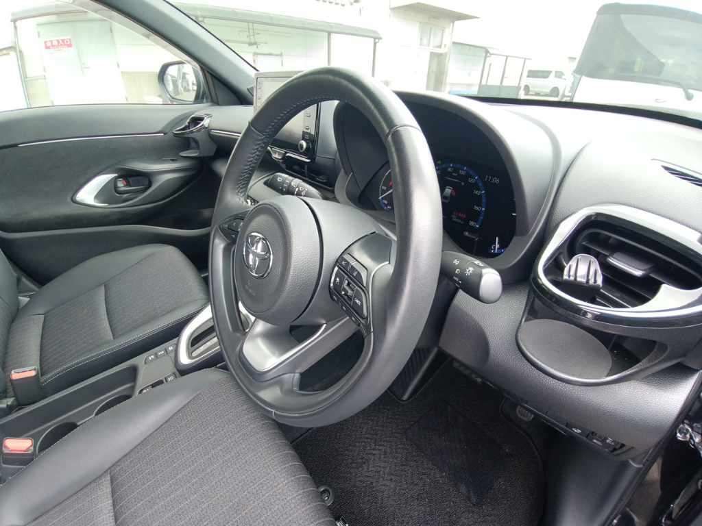 2022 Toyota Yaris Cross ハイブリッドZ auction photo 9