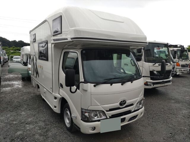 Japan Auction Vehicles 8 2024 Toyota Camroad camping auction photo