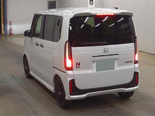2026 Honda N-BOX Turbo Black Style auction photo 2