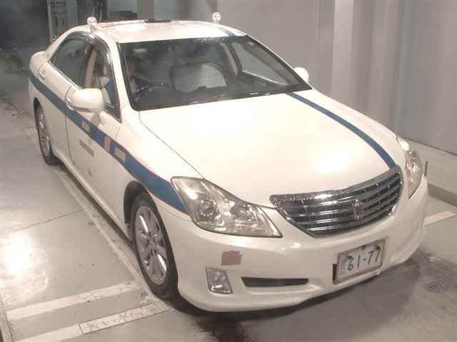 Japan Auction Vehicles 11 2009 Toyota Crown ロイヤルサルーン auction photo