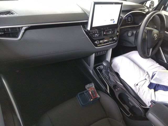 2025 Toyota Corolla Cross ハイブリッドZ auction photo 3
