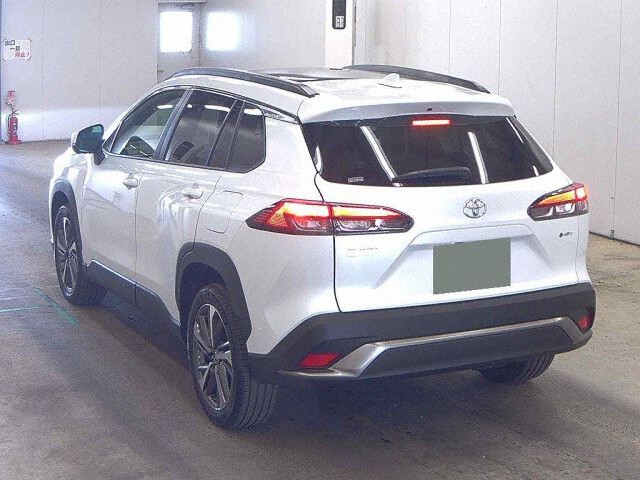 2025 Toyota Corolla Cross ハイブリッドZ auction photo 2