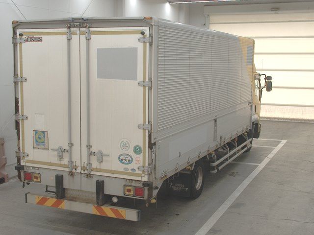 2014 Isuzu Forward ウィング auction photo 2