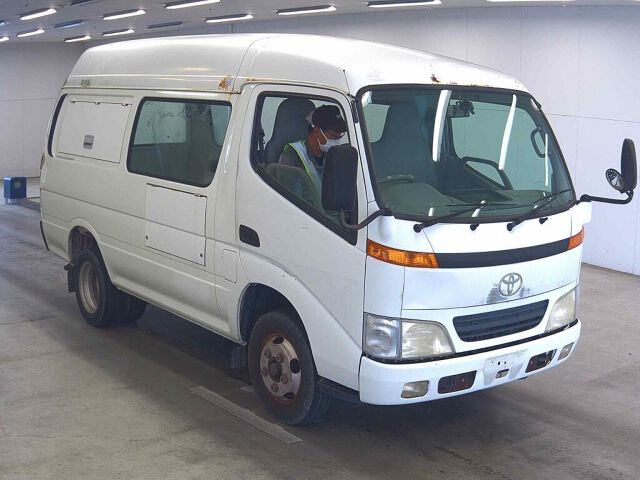 Japan Auction Vehicles 8 2000 Toyota ダイナルートバン auction photo