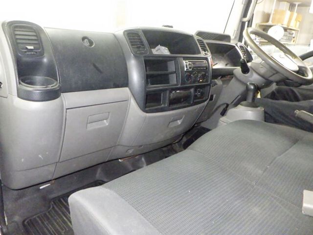 2010 Nissan アトラストラック auction photo 3