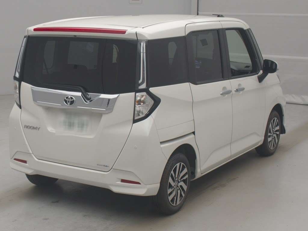 2025 Toyota Roomy Custom G 4WD auction photo 2