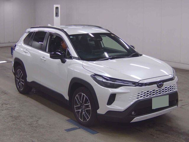 2025 Toyota Corolla Cross Hybrid Z Japan auction vehicle