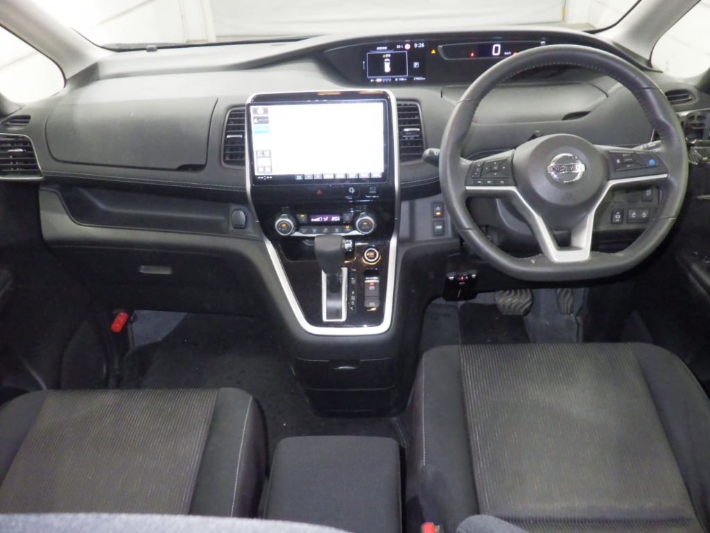 2019 Nissan Serena ハイウェイスターVセレクションII auction photo 3