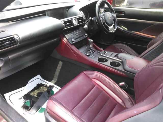 2015 Lexus RC300h F Sport auction photo 8