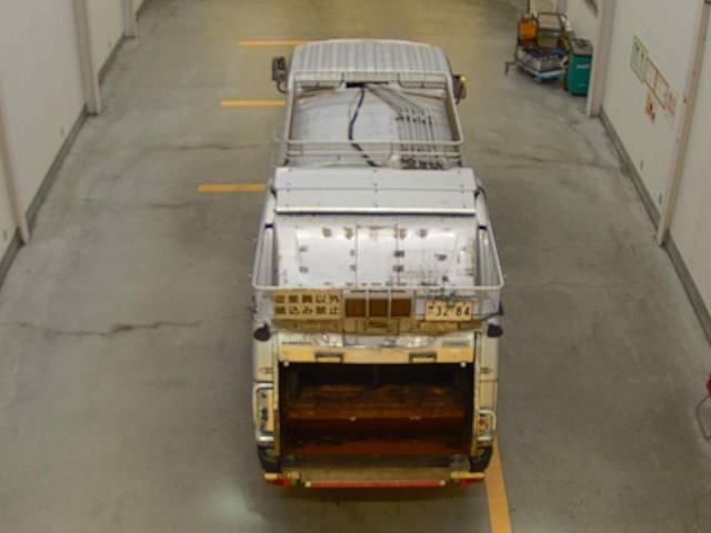 2012 Isuzu Elf 塵芥車 auction photo 3