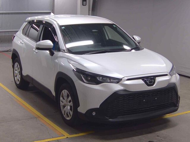 Japan Auction Vehicles 8 2024 Toyota Corolla Cross G auction photo