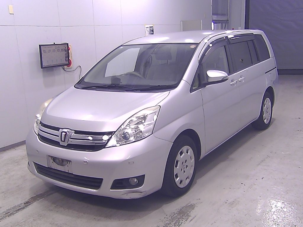 2015 Toyota Isis G auction photo 4