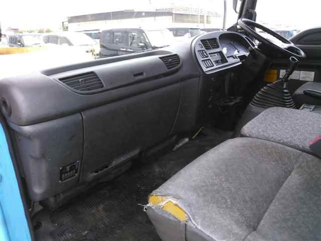2003 Isuzu Forward Packersha auction photo 6
