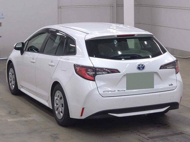 2024 Toyota Corolla Touring ハイブリッドX 4WD auction photo 2