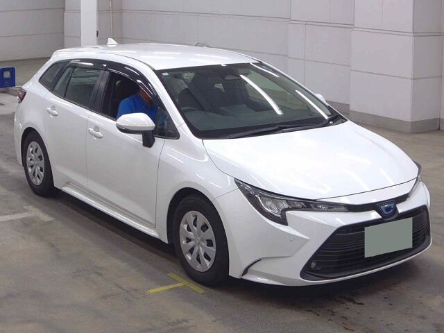 Japan Auction Vehicles 8 2024 Toyota Corolla Touring ハイブリッドX 4WD auction photo