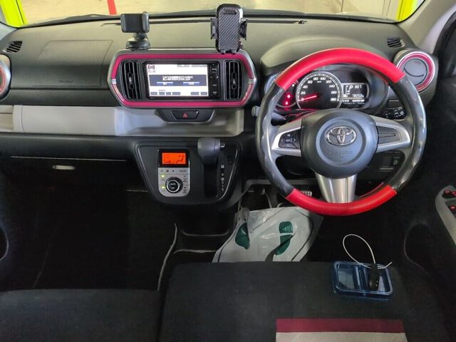 2016 Toyota Passo Moda auction photo 3