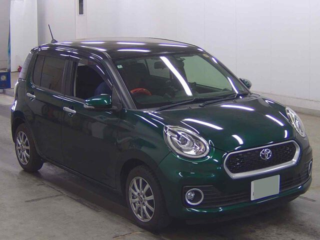 2016 Toyota Passo Moda Japan auction vehicle