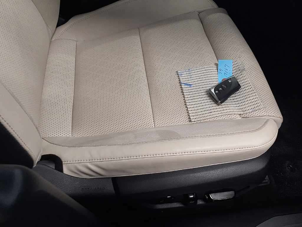 2024 Lexus RX RX350 Version L auction photo 10