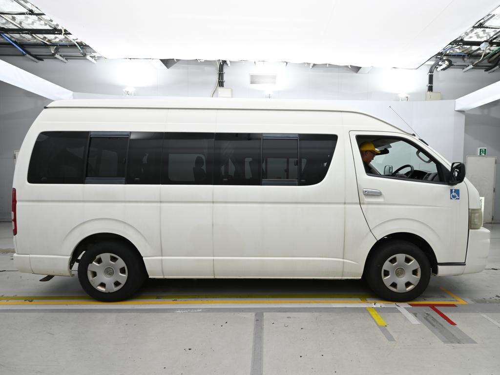 2010 Toyota Hiace GL ウェルキャブクルマイスBタイフ auction photo 3