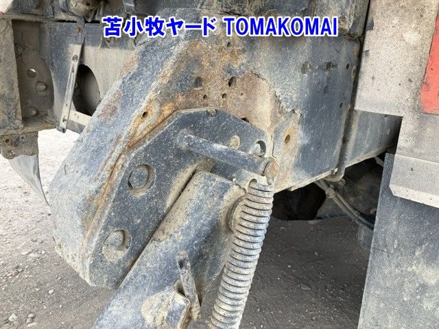 2005 Isuzu Giga dump auction photo 14