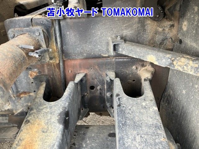 2005 Isuzu Giga dump auction photo 10