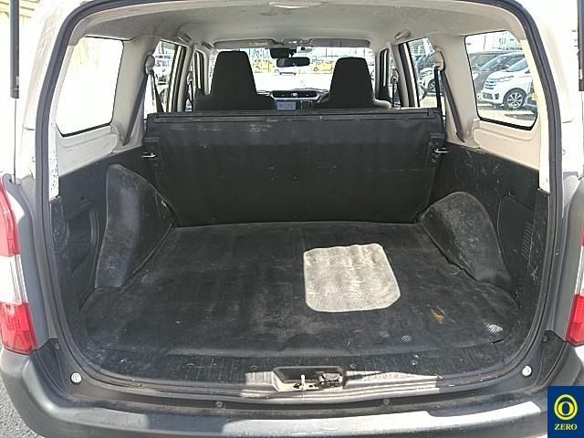 2021 Toyota Probox auction photo 9