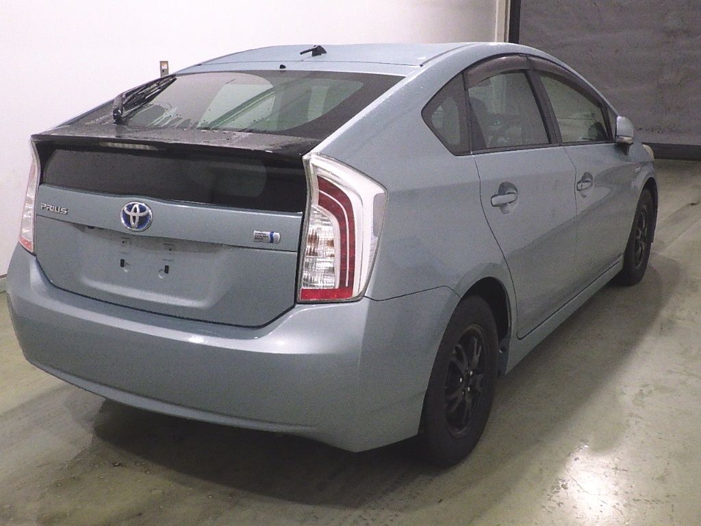 2013 Toyota Prius G auction photo 2