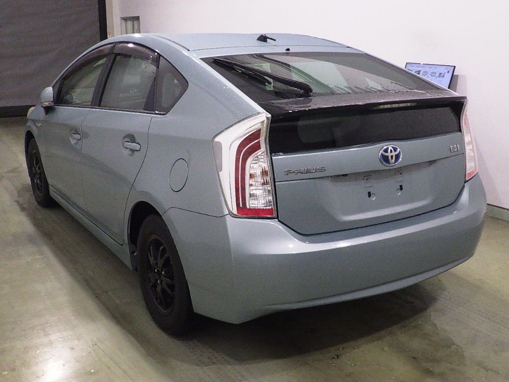 2013 Toyota Prius G auction photo 5