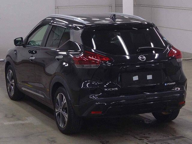 2021 Nissan Kicks X Two-Tone Interior Edition auction photo 2