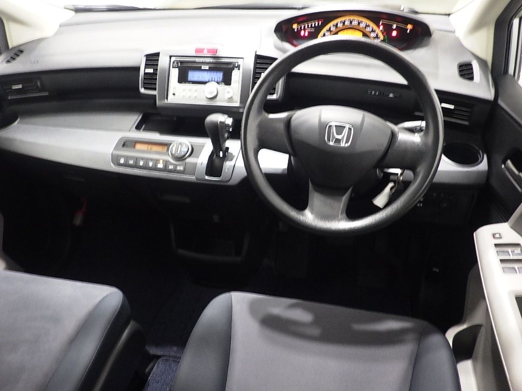 2009 Honda Freed Gジャストセレクション 7人 auction photo 3
