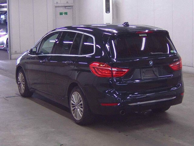 2015 BMW 2 Series 218i Gran Tourer auction photo 2