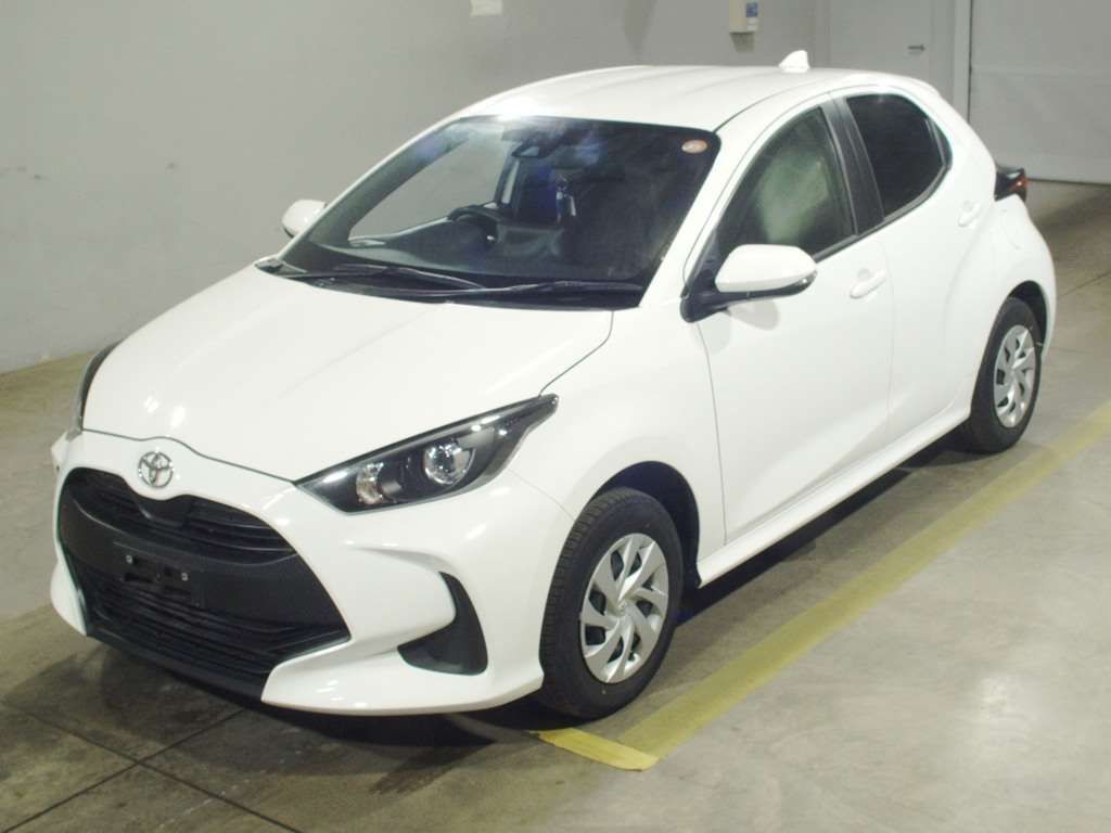 2023 Toyota Yaris X 4WD Japan auction vehicle