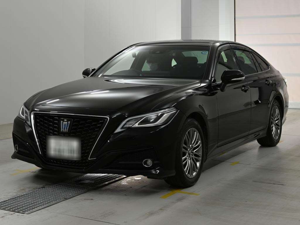 Japan Auction Vehicles 14 2021 Toyota Crown auction photo