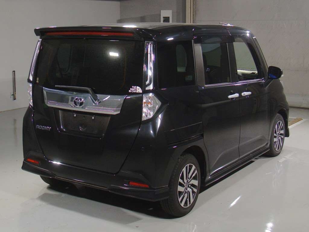 2021 Toyota Roomy Custom G auction photo 2