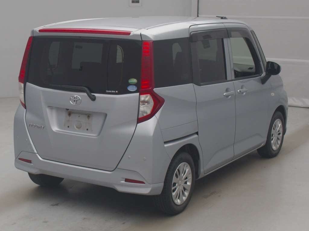 2020 Toyota Roomy X S 4WD auction photo 2