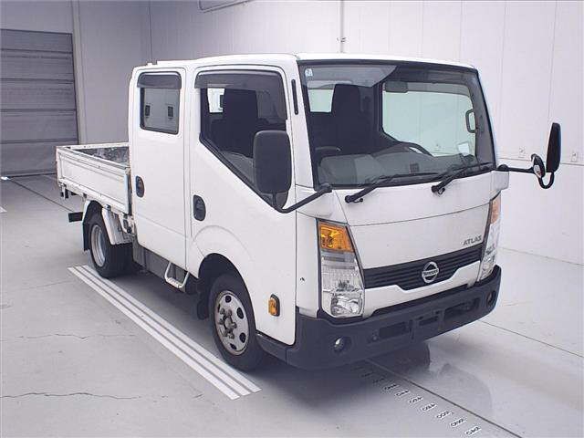 2018 Nissan W Japan auction vehicle