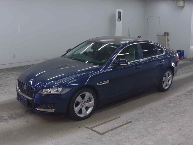 2016 Jaguar XF Prestige auction photo 4