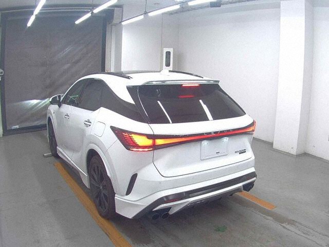 2023 Lexus RX RX500H Fスパフォ 4WD auction photo 2