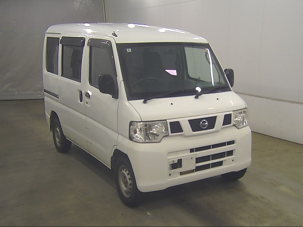 Japan Auction Vehicles 7 2013 Nissan NV100 Clipper DX auction photo