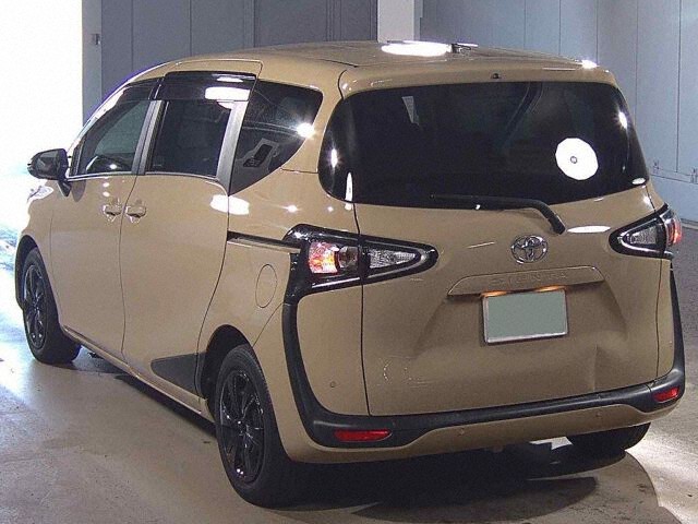 2021 Toyota Sienta Gセーフティエディショ2 auction photo 2