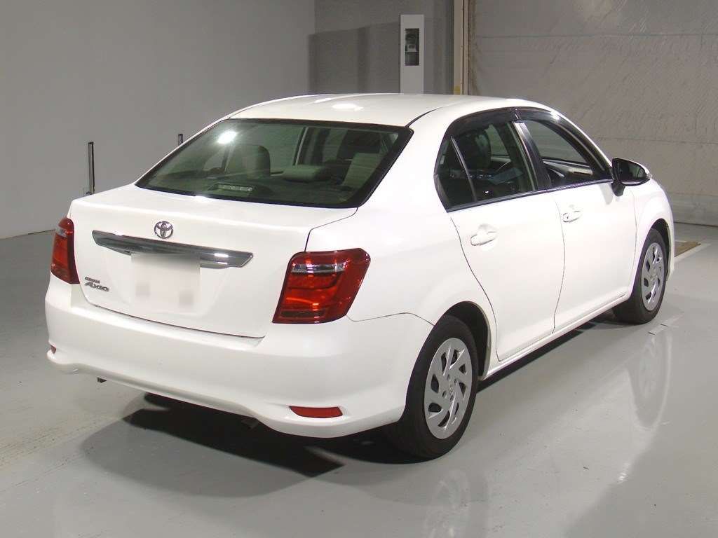 2021 Toyota Corolla Axio EX auction photo 2