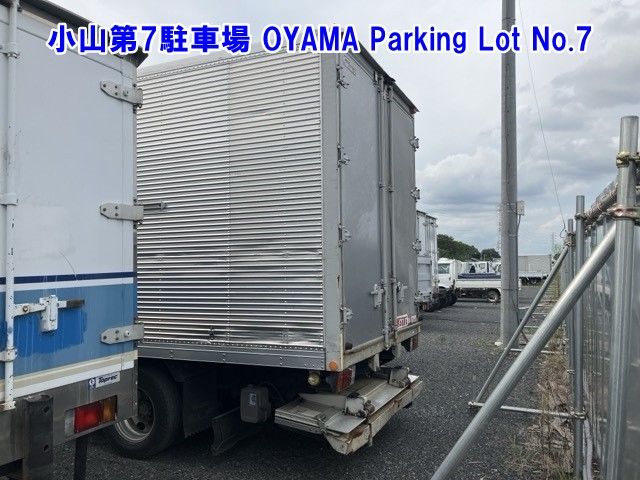 2009 Isuzu Elf アルミバン auction photo 2