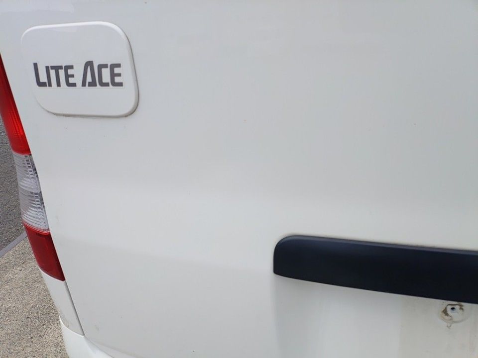 2019 Toyota LiteAce auction photo 22