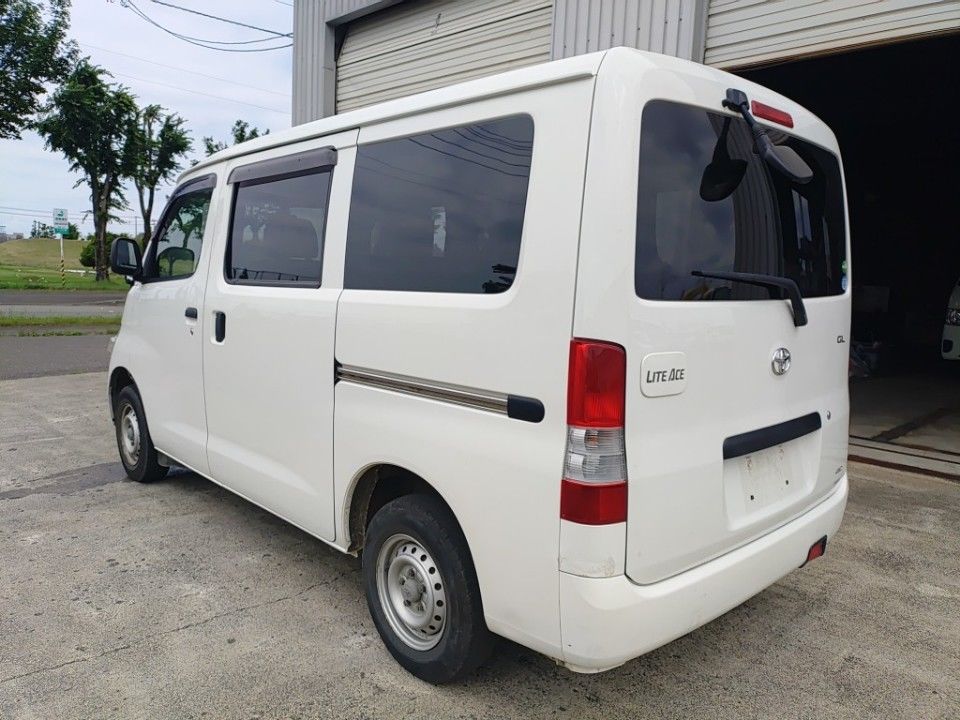 2019 Toyota LiteAce auction photo 6