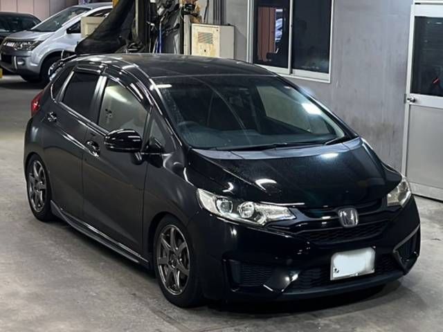 2016 Honda Fit 13G L Package auction photo 4