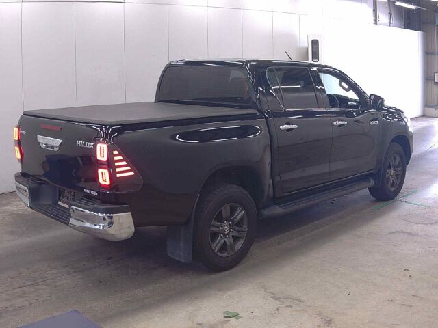 2024 Toyota Hilux Z 4WD auction photo 5