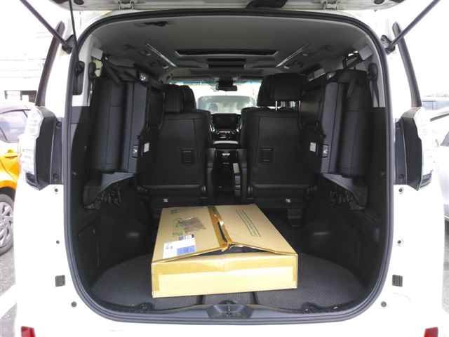 2017 Toyota Vellfire Z Gエディション auction photo 10
