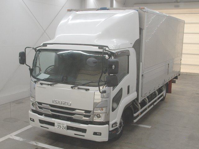 2021 Isuzu Forward Wing Japan auction vehicle